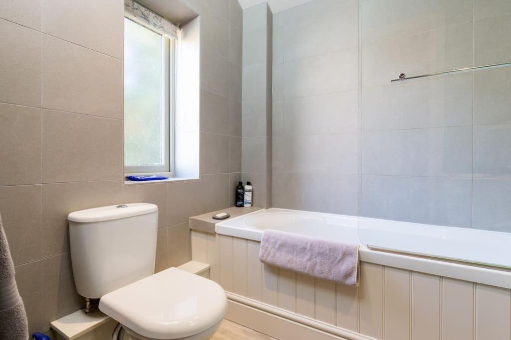 Charming Cottage Surrounded By Idyllic Garden In Peaceful Location In Central Charlbury Ngoại thất bức ảnh